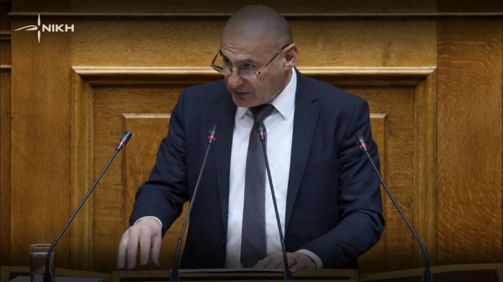 Δελβερούδης: «Αποτυχημένο το μοντέλο πολιτικής προστασίας – Νομοσχέδιο χωρίς πρόληψη και χωρίς δασικές υπηρεσίες» Ο βουλευτής Κατερίνης της ΝΙΚΗΣ, Κομνηνός Δελβερούδης, μιλά στη Βουλή κατά τη συζήτηση του νομοσχεδίου για την πολιτική προστασία και τις δασικές πυρκαγιές