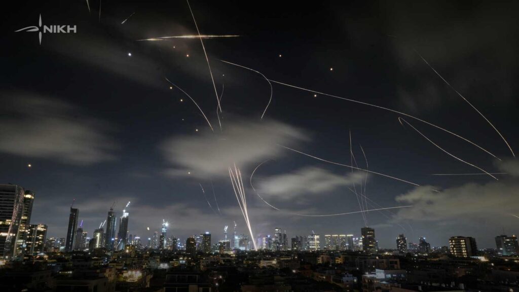 Αναταραχή στη Μέση Ανατολή: Η ΝΙΚΗ προειδοποιεί για τους κινδύνους Έλληνες πολίτες κινδυνεύουν λόγω συγκρούσεων στη Μέση Ανατολή