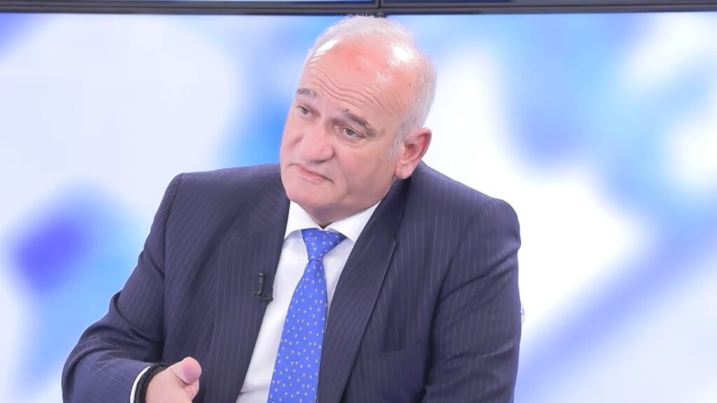 Ο Ανδρέας Βορύλλας καταγγέλλει σκάνδαλα Predator, ΟΠΕΚΕΠΕ και τη δράση των funds που διαχειρίζονται ελληνικά ακίνητα