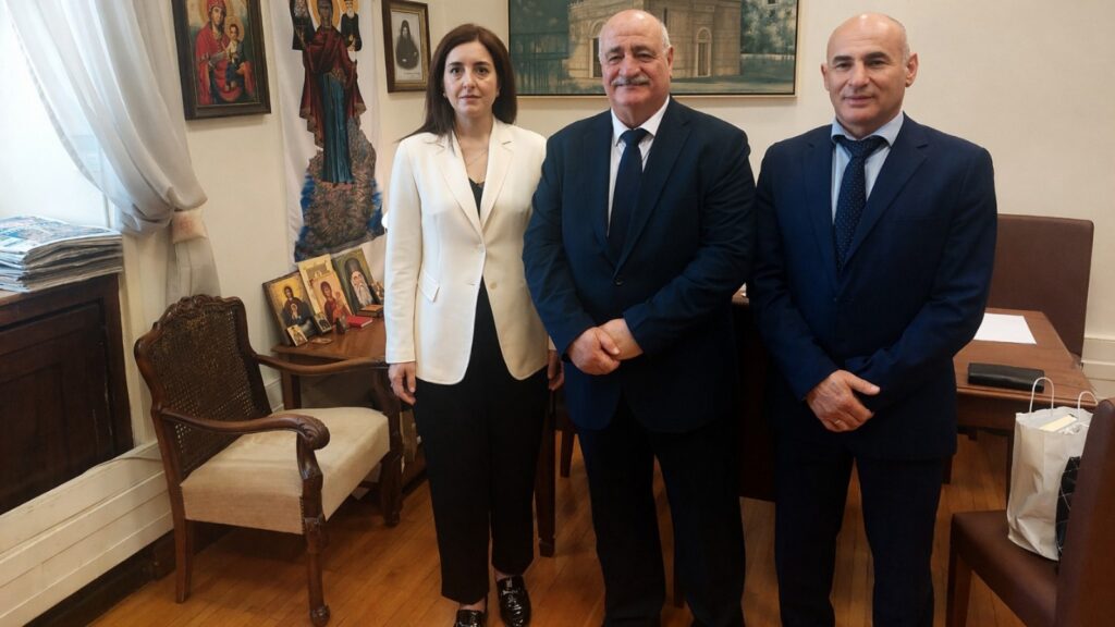 Συνάντηση βουλευτών της ΝΙΚΗΣ με τον πρόεδρο της ΕΔΕΚ στη Βουλή, με έμφαση στην τουρκική προκλητικότητα, τις παραβιάσεις στη νεκρή ζώνη, τις ευρωπαϊκές επιδοτήσεις στα κατεχόμενα και τις υγειονομικές απειλές