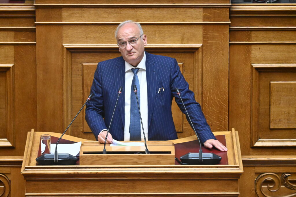 Α. Βορύλλας: «Η υπόθεση του ΟΠΕΚΕΠΕ μυρίζει συγκάλυψη και η Βουλή οφείλει να το ερευνήσει!» Ο βουλευτής της ΝΙΚΗΣ Ανδρέας Βορύλλας στην Ολομέλεια της Βουλής κατά τη συζήτηση για τη σύσταση προανακριτικής επιτροπής σχετικά με την υπόθεση του ΟΠΕΚΕΠΕ