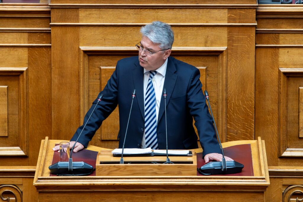Δ. Νατσιός: «Τα λίγα βγαίνουν με κόπο, τα πολλά βγαίνουν με κόλπο»