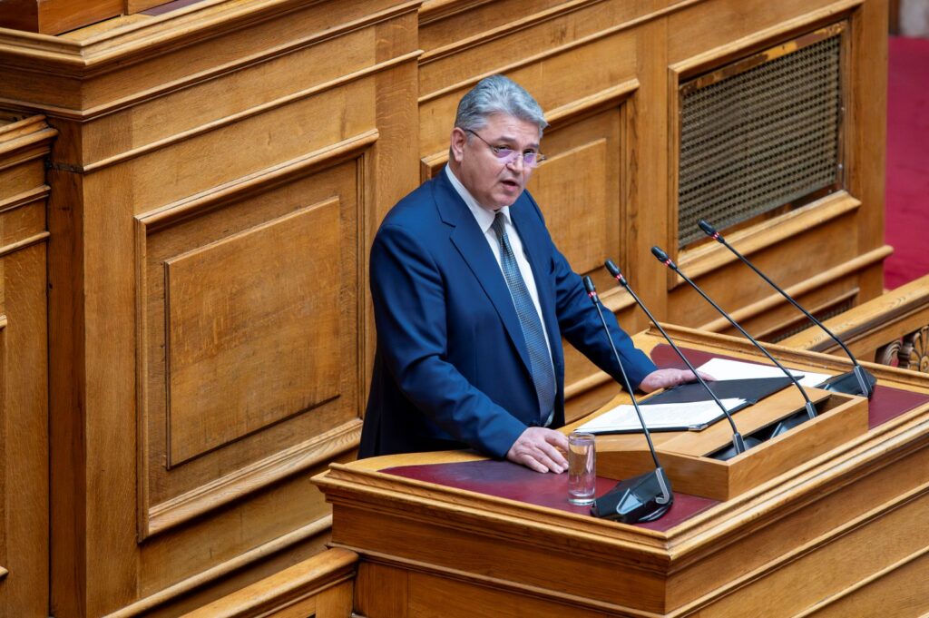 Δ. Νατσιός: Καμία ασπίδα δεν αρκεί αν δεν συνοδεύεται από δόρυ και σπαθί