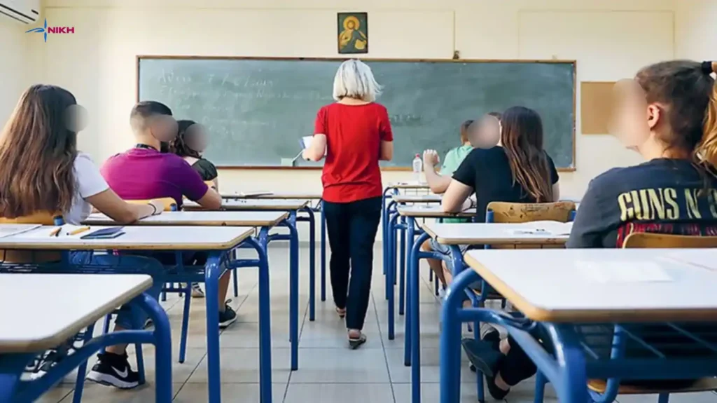Με φόντο τις νέες προκηρύξεις ΑΣΕΠ, η ΝΙΚΗ επαναφέρει το αίτημα για ίσα εργασιακά δικαιώματα των αναπληρωτών εκπαιδευτικών με τους μόνιμους, καταγγέλλοντας χρόνια θεσμική αδικία