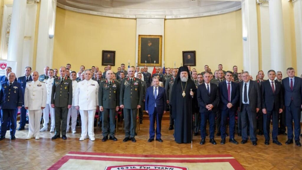 Ο Τάσος Οικονομόπουλος στην τελετή αποφοίτησης της 78ης Εκπαιδευτικής Σειράς της Σχολής Εθνικής Άμυνας στη ΛΑΕΔ