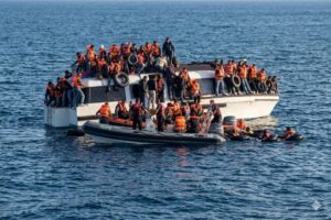 Η Ελλάδα με την καθημερινή ανοχή στη λαθρομετανάστευση επιβεβαιώνει τη θέση της ως κεντρική πύλη εισόδου στη Γηραιά Ήπειρο μη συναισθανόμενη τις συνέπειες
