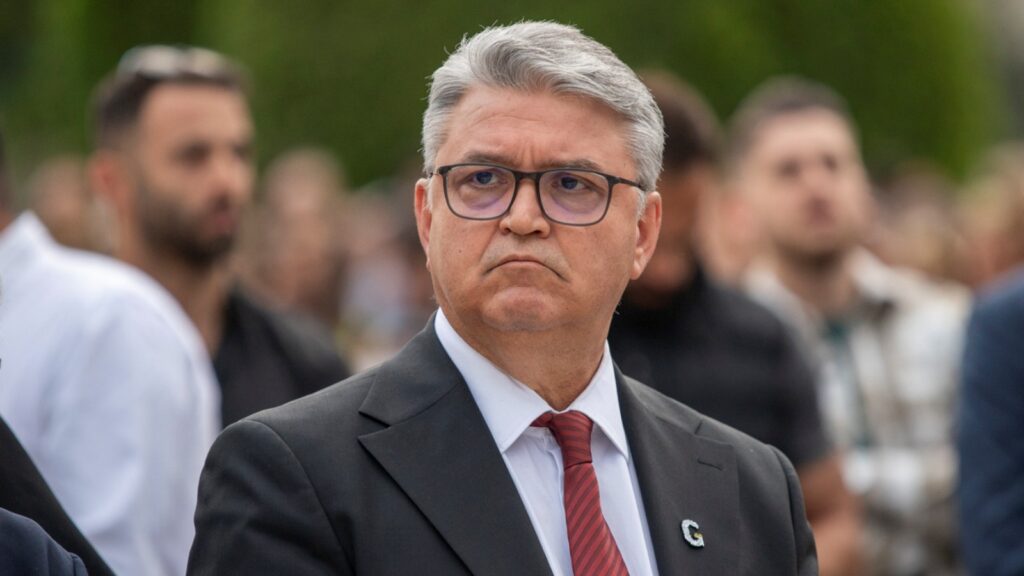Δημήτρης Νατσιός: «Το ίδιο το ΔΝΤ καταγγέλλει την φτωχοποίηση του λαού από τους services»