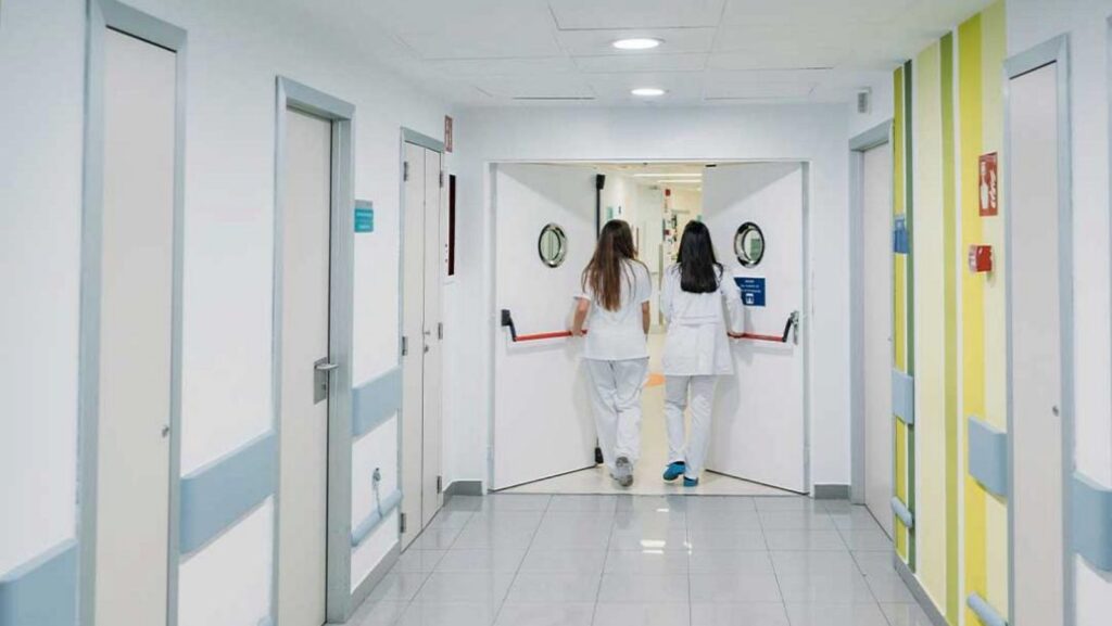 Η κυβέρνηση αφήνει Κρήτη και νησιά με εφημερίες εξάντλησης και δομές Υγείας στα όρια τους Η κυβέρνηση αφήνει Κρήτη και νησιά με εφημερίες εξάντλησης και δομές Υγείας στα όρια τους