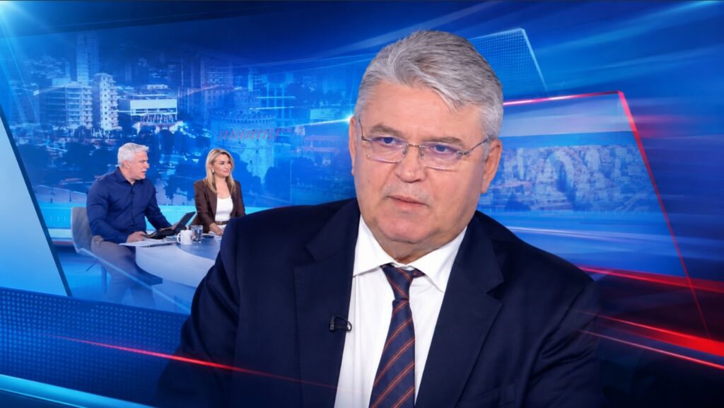 Νατσιός στο Open: «Τέλος στα ψέματα κατά της ΝΙΚΗΣ, καθαρές απαντήσεις για Εκκλησία, Παιδεία, Δικαιοσύνη και εκλογές» Ο Πρόεδρος της ΝΙΚΗΣ Δημήτρης Νατσιός κατά τη συνέντευξή του στο OPEN και στην εκπομπή «Καθαρές Κουβέντες», όπου τοποθετήθηκε για τη διαφάνεια, την Εκκλησία, την Παιδεία, τα ισόβια και τις πολιτικές εξελίξεις