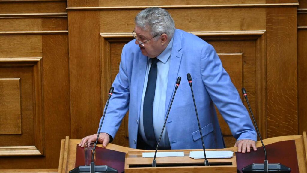 Οικονομόπουλος: «Κυβερνητική επιχείρηση άλωσης του Πανελλήνιου Ιατρικού Συλλόγου με φωτογραφική και αντισυνταγματική διάταξη!» Ο βουλευτής Α΄ Ανατολικής Αττικής της ΝΙΚΗΣ Τάσος Οικονομόπουλος μιλά στην Ολομέλεια της Βουλής για την αντισυνταγματική διάταξη διορισμού προσωρινής διοίκησης στον Πανελλήνιο Ιατρικό Σύλλογο