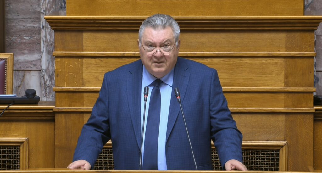 Τάσος Οικονομόπουλος: «Καμία λευκή επιταγή σε στρατιωτικές συμφωνίες με ασαφές κόστος, ακαθόριστες αποστολές και θολά όρια» Ο Βουλευτής Α΄ Ανατολικής Αττικής της ΝΙΚΗΣ, Τάσος Οικονομόπουλος, παρεμβαίνει στην Επιτροπή Εθνικής Άμυνας και Εξωτερικών Υποθέσεων για τη συμφωνία Ελλάδας - Βουλγαρίας σχετικά με την υποστήριξη ελληνικού στρατιωτικού αποσπάσματος