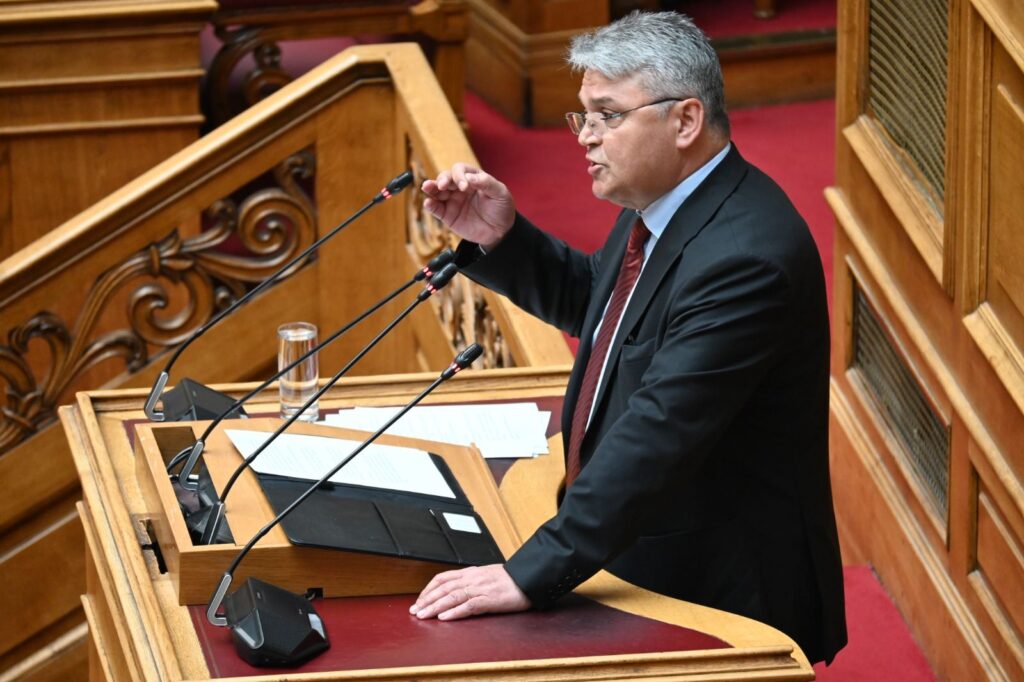 Δικαίωση της ΝΙΚΗΣ: Κανείς δεν αποκλείεται από τις Στρατιωτικές Σχολές λόγω παλαιάς ταυτότητας