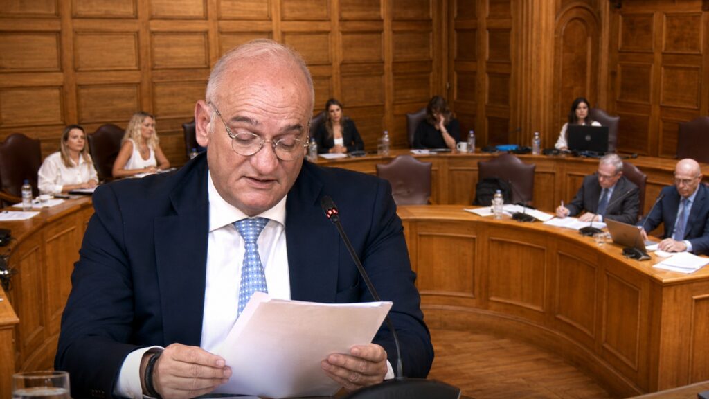 Βορύλλας: «Πανηγυρίζουν για την οικονομία την ώρα που οι οικογένειες πνίγονται σε φόρους, ενοίκια και ακρίβεια»