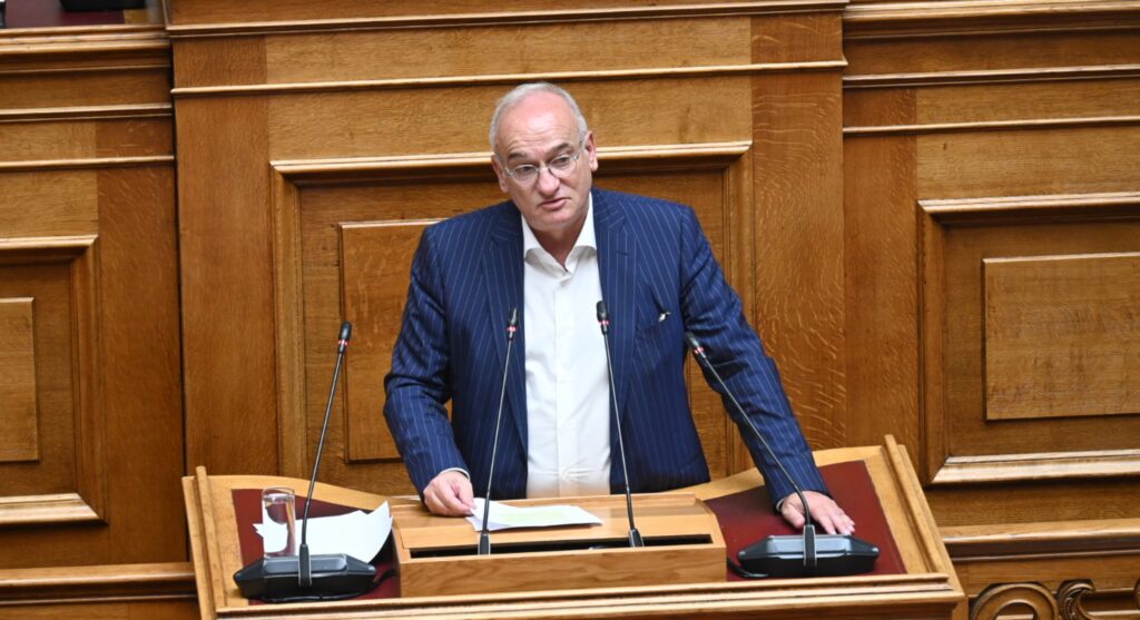 Βορύλλας στη Βουλή: «Η αναπηρία δεν είναι φιλανθρωπία» – Σκληρή επίθεση για τους αποκλεισμούς, τα ΚΕΠΑ και την εγκατάλειψη των οικογενειών ΑμεΑ