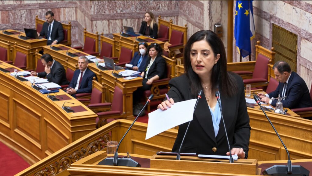 Κουρουπάκη: «Το νομοσχέδιο με πρόσχημα την προστασία των παιδιών, αφήνει ανοιχτό τον δρόμο για γενικευμένο ψηφιακό έλεγχο»