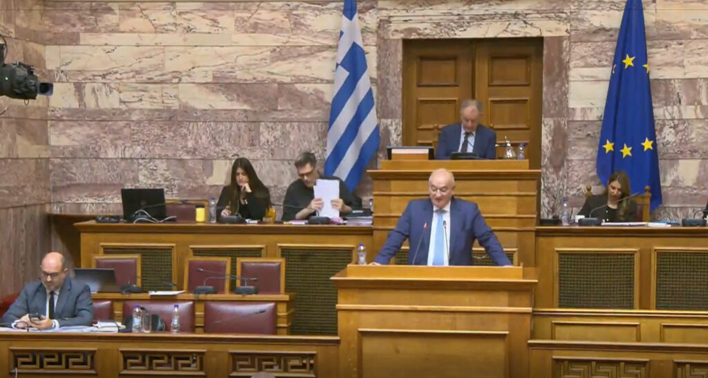 Βορύλλας: «Ο πολίτης χρειάζεται προστασία πριν χάσει το σπίτι του» – Πυρά κατά servicers και πλειστηριασμών