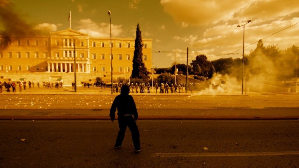 Ο Παναγιώτης Κωστόπουλος γράφει για τις εκπαιδευτικές κινητοποιήσεις, τον Δεκέμβρη του 2008 και τον κίνδυνο τα δίκαια αιτήματα να επισκιαστούν από επεισόδια