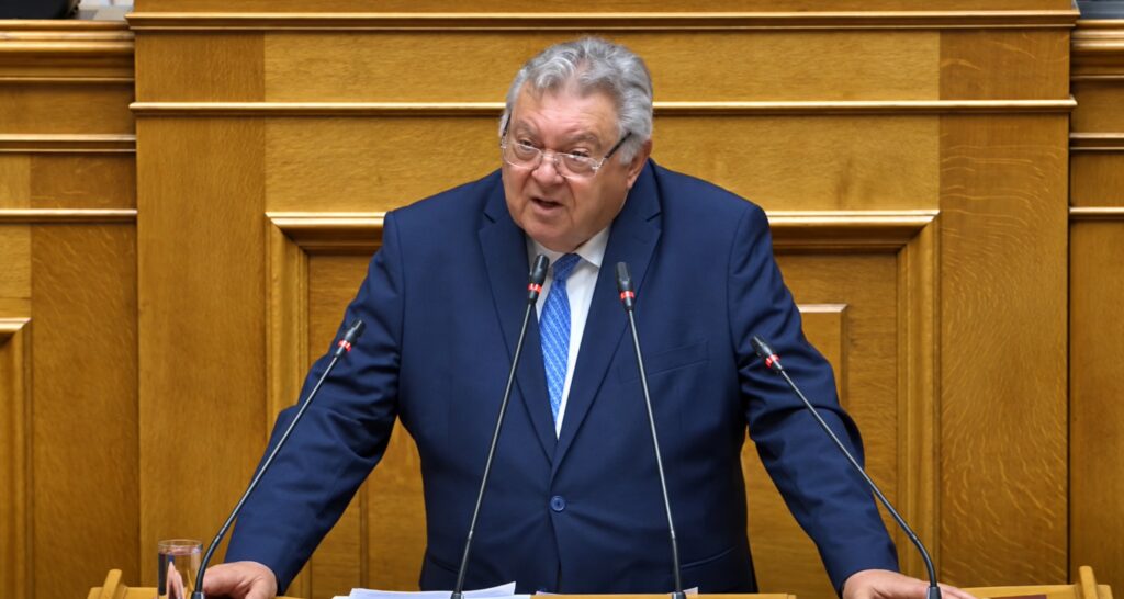 Οικονομόπουλος: «Η κυβέρνηση νομοθετεί για τα social media και αφήνει τρύπες στην πραγματική προστασία των παιδιών» Ο Τάσος Οικονομόπουλος άσκησε σκληρή κριτική στο νομοσχέδιο για τα social media, ζητώντας συνολική προστασία των παιδιών, γονικό έλεγχο και εγγυήσεις για τα προσωπικά δεδομένα