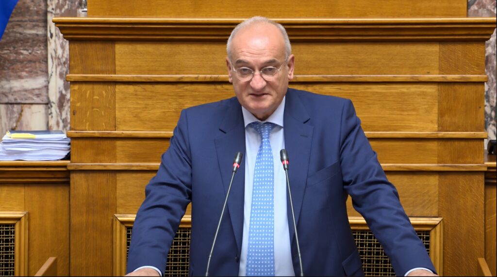 Ο Ανδρέας Βορύλλας ζητά ουσιαστική προστασία οφειλετών, έλεγχο των servicers, δικαίωμα προτίμησης και ασφαλείς ρυθμίσεις χρεών